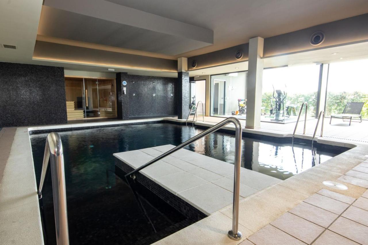 Luxury Apartment Stunning Seaview Bs 3104 Манільва Екстер'єр фото