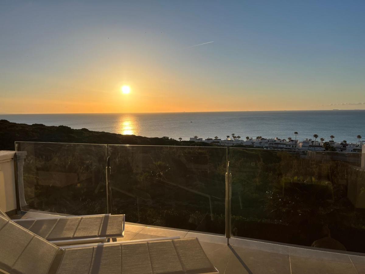 Luxury Apartment Stunning Seaview Bs 3104 Манільва Екстер'єр фото